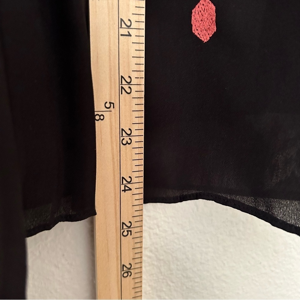 Ranna Gill Embroidered Blouse Jewel Tone Top V-Neck Pleated Black Size Small - Picture 13 of 16